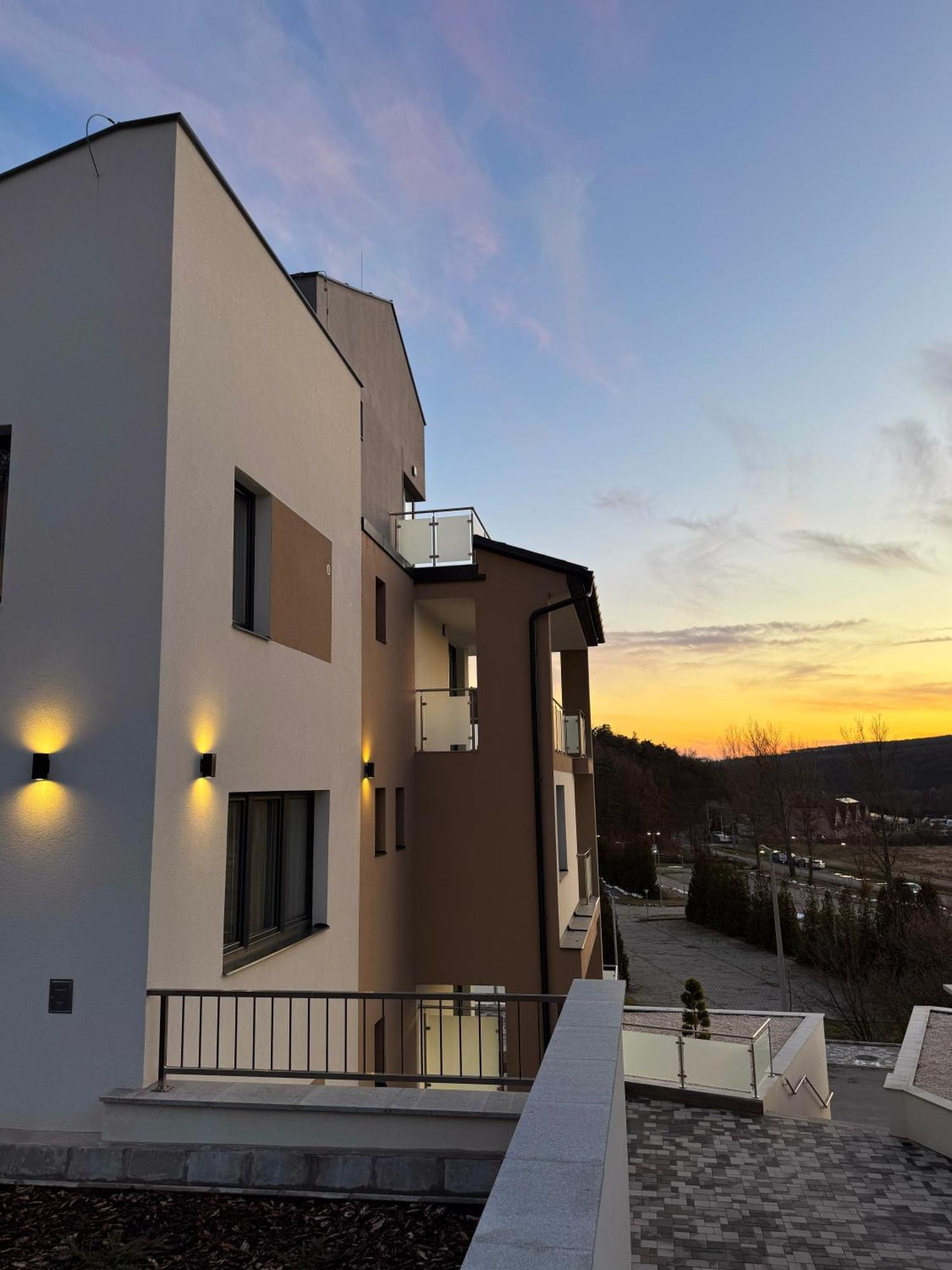 Salt Hill Premium Apartments Egerszalok Exterior photo
